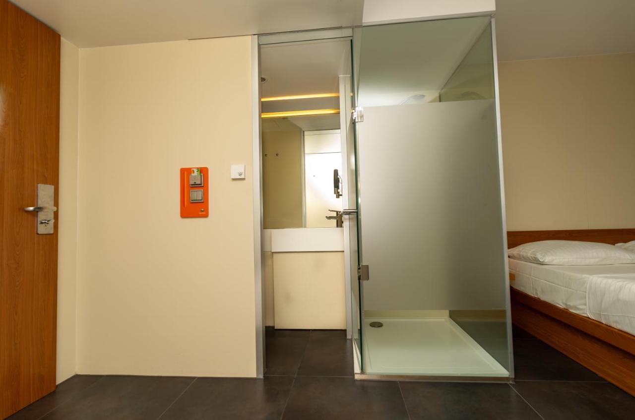 Hotel Duesseldorfer Hof فرانكفورت المظهر الخارجي الصورة